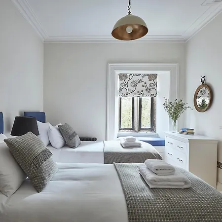 펜션 Oughtershaw Hall *