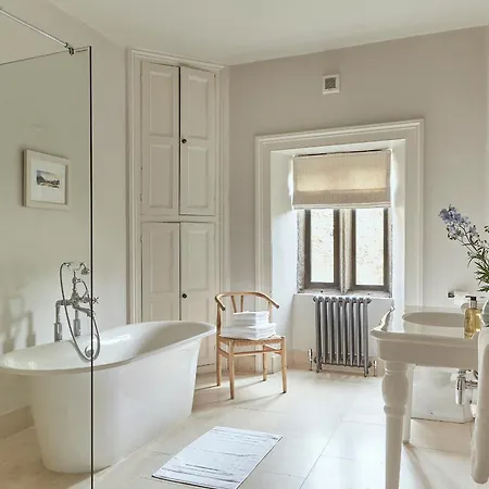 펜션 Oughtershaw Hall