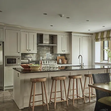 펜션 Oughtershaw Hall 스킵턴